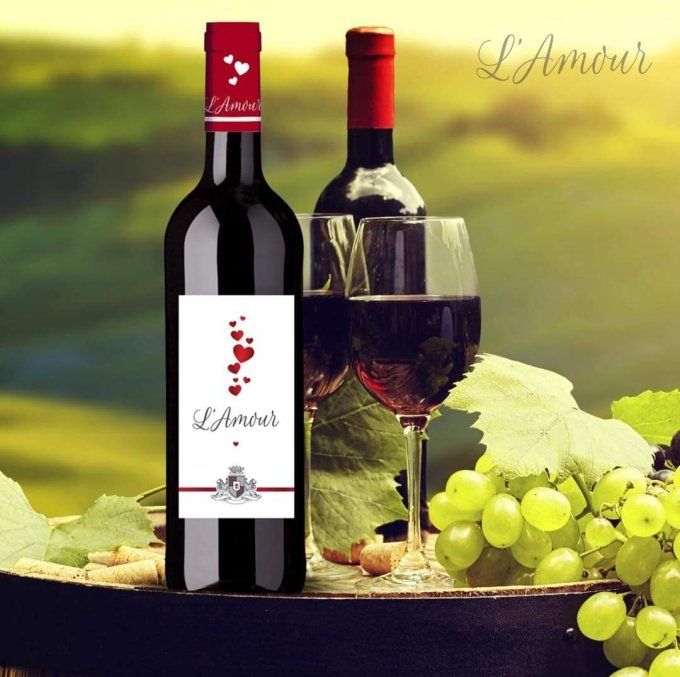 Vin accompagné de raisins